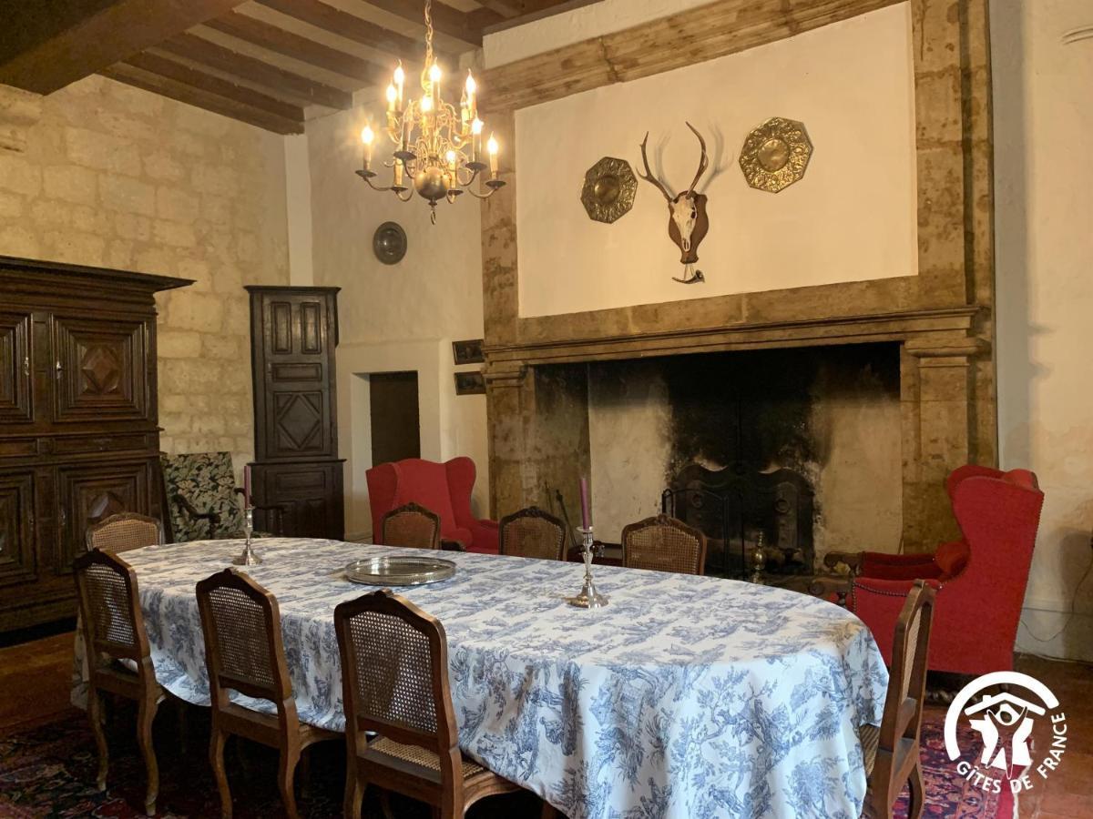 Chateau De Gardes Bed & Breakfast Castin Bagian luar foto
