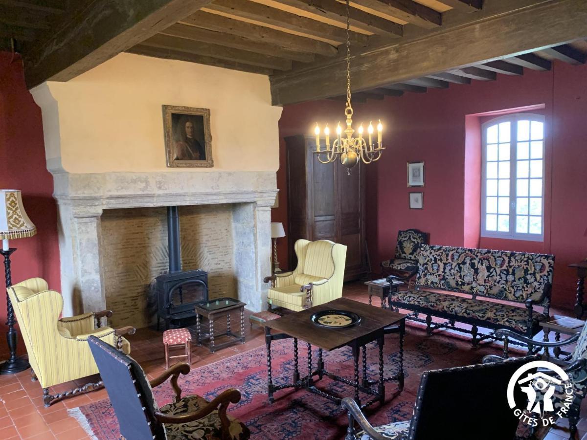 Chateau De Gardes Bed & Breakfast Castin Bagian luar foto