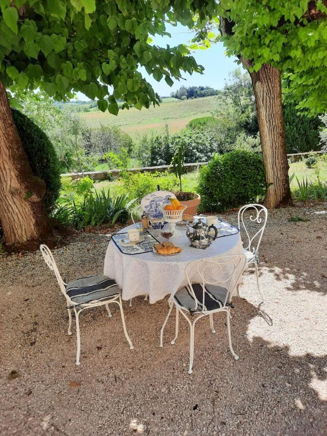 Chateau De Gardes Bed & Breakfast Castin Bagian luar foto
